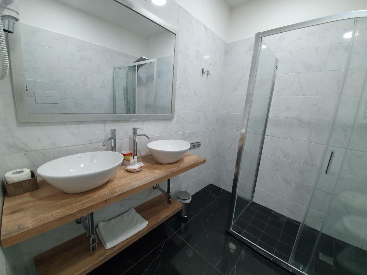 Dimorra Boutique Rooms ナポリ エクステリア 写真
